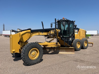 2015 Cat 12M3 モーターグレーダー