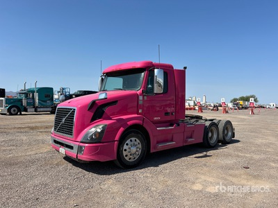 2016 Volvo VNL300 6x4 Cabeza Tractora Cabina Corta