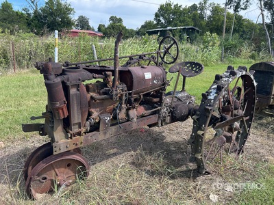 International F14 Tractor histórico
