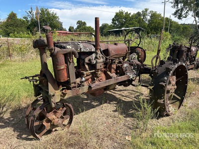 McCormick Deering F20 Tractor histórico
