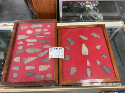 Quantity of (2) arrowhead collection