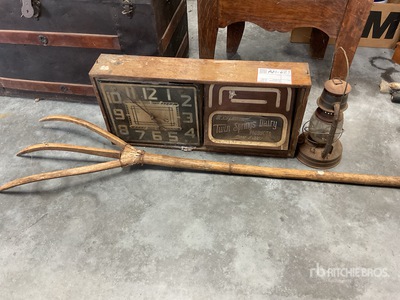 Electric Ad Clock Co Antique Clock w/ Lantern & Hay Fork