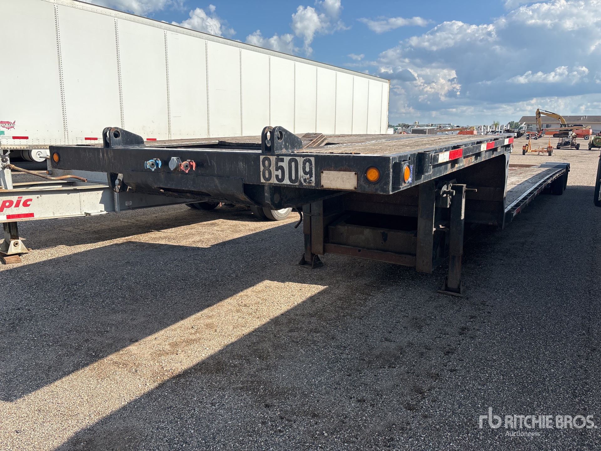 2008 XL Specialized XL 80SDE 48 ft T/A 38 ft - 63 ft Extendable Step Deck Trailer