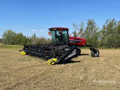 2009 Premier M150 30 ft Swather Zwadmaaier