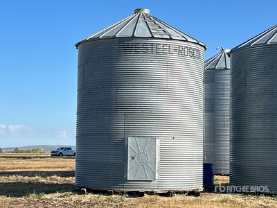 Westeel Rosco +/- 1950 bu 6 Ring Grain Bin