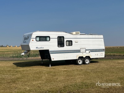 1994 Rustler 25 ft T/A Travel Trailer