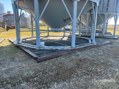 Custom Built 16 ft x 16 ft Rig Varios, manejo de grano