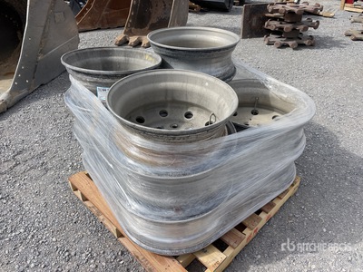 Quantity of (11) Ruedas