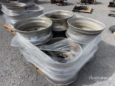 Quantity of (11) Ruedas