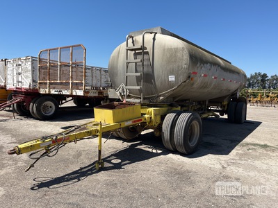 1985 Beall Pup Tanker Trailer