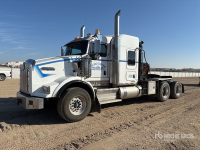 2014 Kenworth T800 6x4 Sleeper Winch Truck