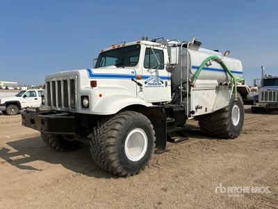 1996 International 2554 4x2 Float Water Truck
