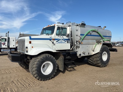 1996 International 2554 4x2 Float Water Truck