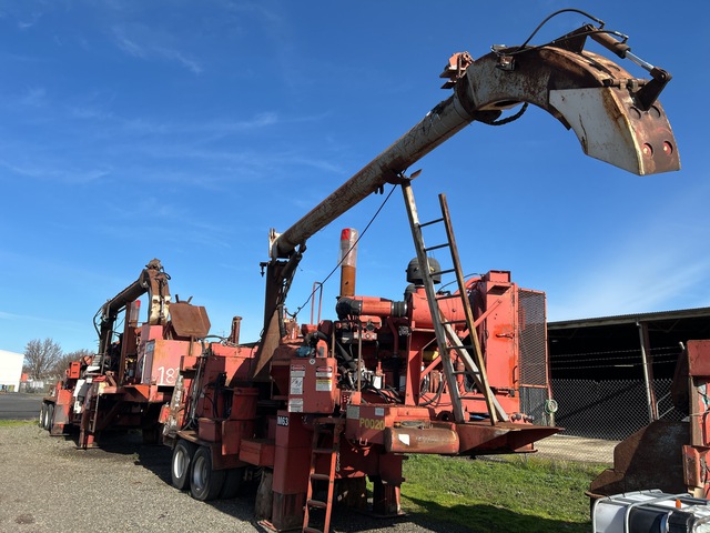 Morbark Model 23 Chipharvestor Tow-Behind Chipper