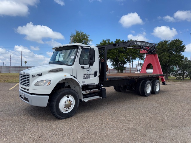 2017 Prentice 2124 Articulated Boom on 2016 Freightliner Business Class M2 6x4 Grapple Truck