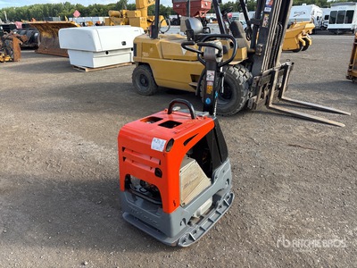 Mikasa MVH408DZ Vibratory Plate Compactor