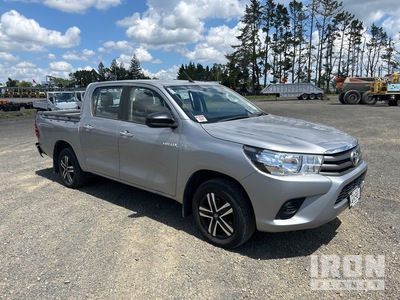 2017 Toyota Hilux 4x2 Dual Cab Pickup