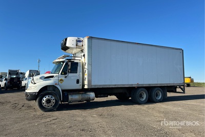 2017 International 4300 Van Truck