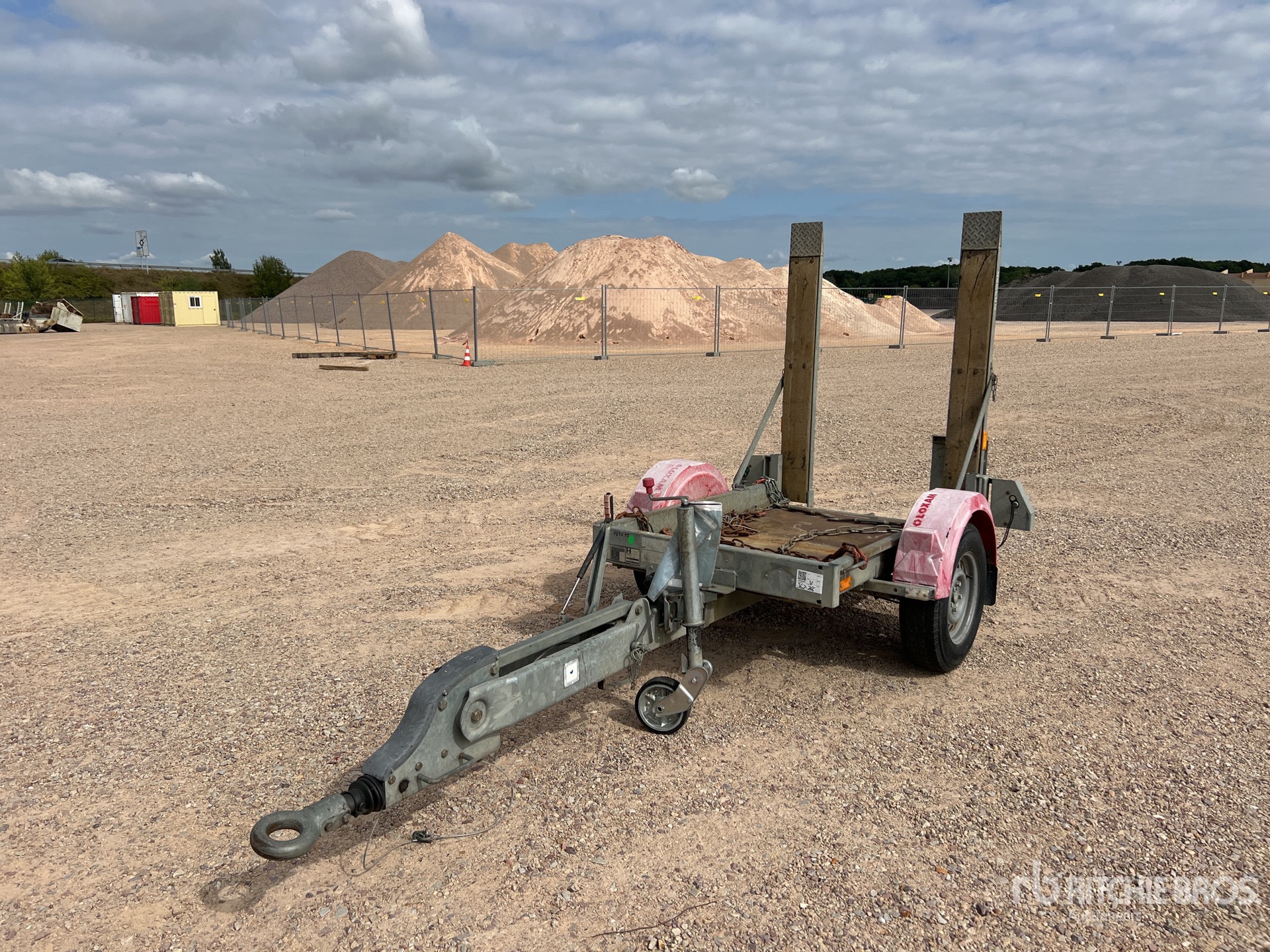 2014 Hubiere H211T 1300 kg S/A Remorque 1 Essieu Remorque pour équipement
