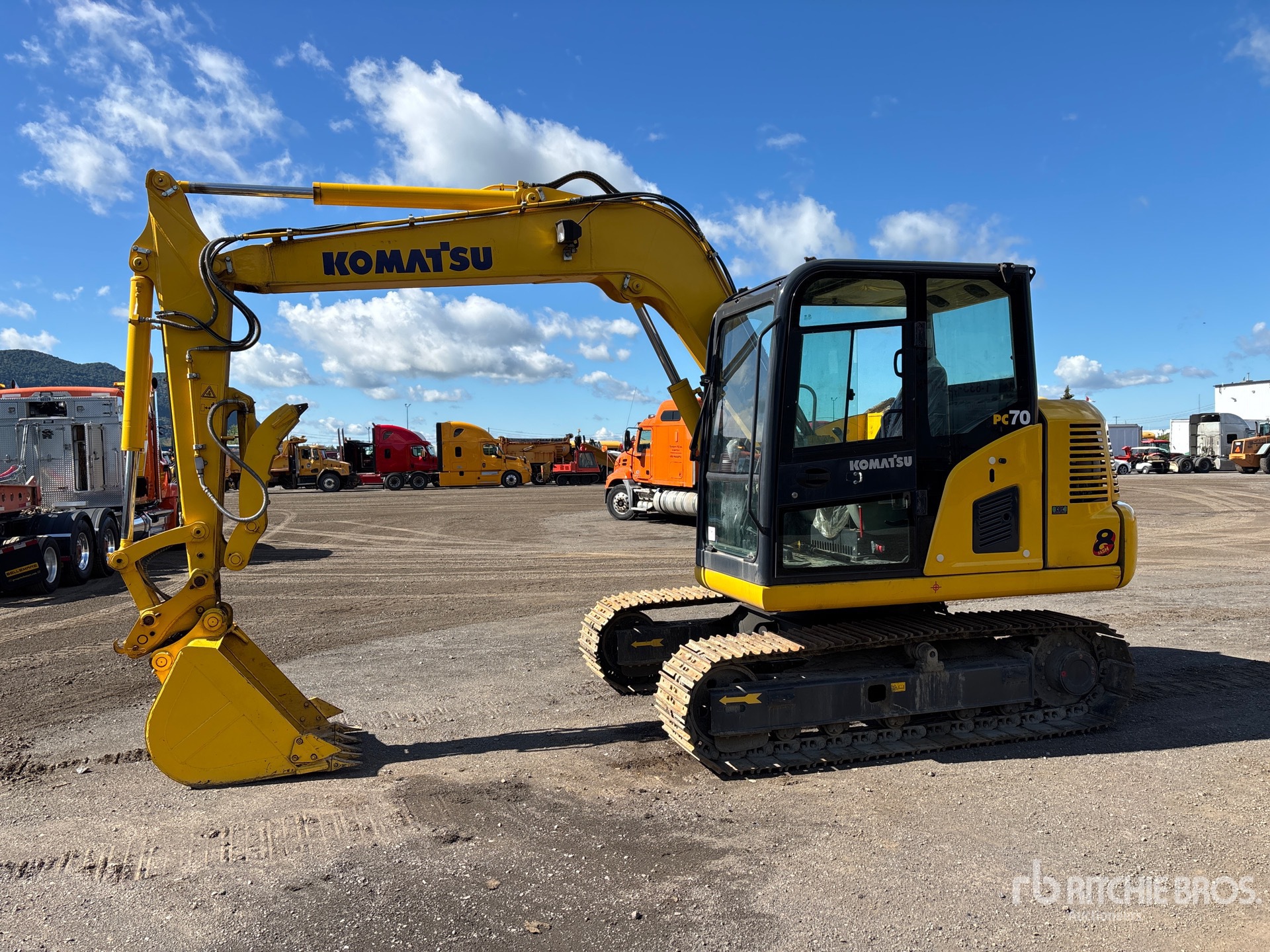 EXCAVADORA 2010 KOMATSU PC70