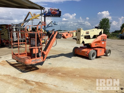 2017 JLG E400AJPN 2WD Electric Articulating Boom Lift