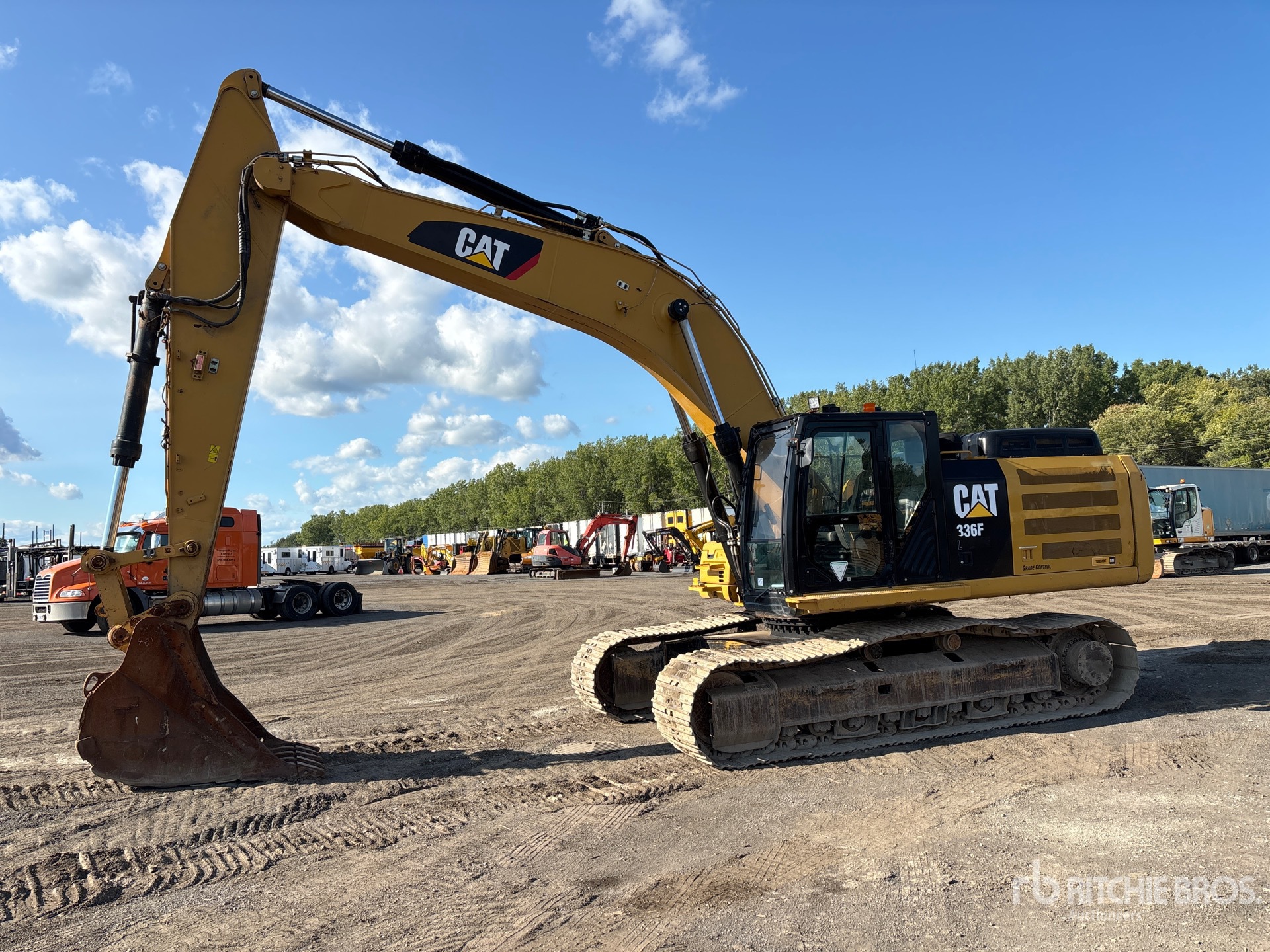2017 Cat 336FL Tracked Excavator
