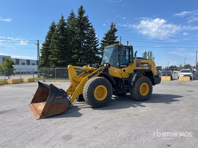 2023 Komatsu WA270-8 Pala Cargadora