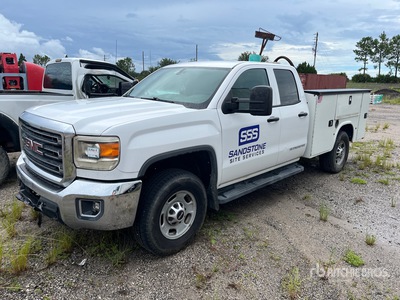 2015 GMC Sierra 2500HD 4x4 Extended Cab Camion utilitaire (Inoperable)