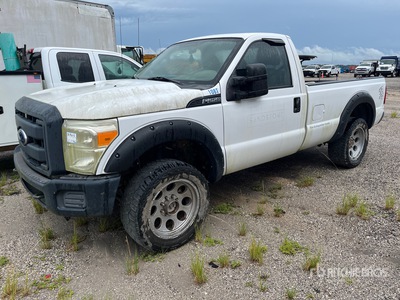 2015 Ford F-250 XL 4x4 Pick-up (Inoperable)