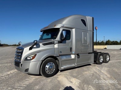 2018 Freightliner Cascadia 126 6x4 Cabeza Tractora Cabina Dormitorio