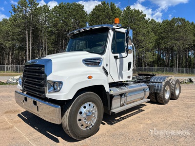 2025 Freightliner 114SD 6x4 3-Achs Sattelzugmaschine
