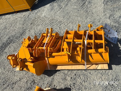 Quantity of (8) 2025 VICSEC VCA-8 Mini Excavator Attachments - Fits Cat 301 (Unused)