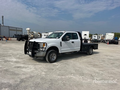 2017 Ford F-350 XL 4x4 Extended Cab Pickup