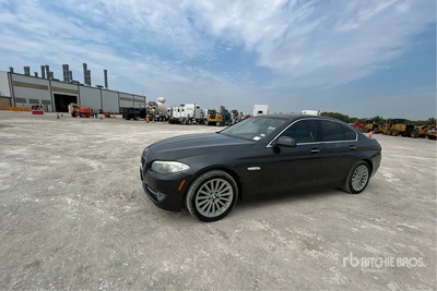 2011 BMW 535I Automobile