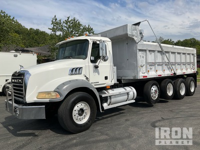 2009 Mack GU813 10x4 Five Axle Dump Truck