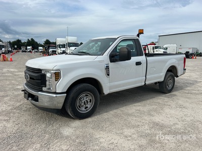 2018 Ford F-250 XL 4x2 Pickup