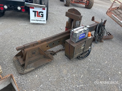 Electric Fifth Wheel Wrecker Attachment