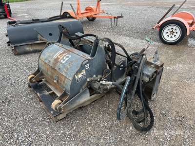 Cat 36 in Skid Steer Planer