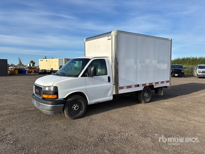 2018 GMC Savana G3500 4x2 Camion fourgon