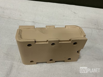 (31) Oshkosh 4033390 Mounting Brackets