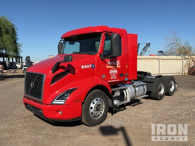2021 Volvo VNR 6x2 T/A Day Cab Truck Tractor