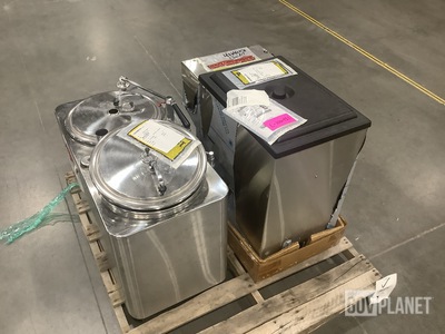 (1) Ice Machine & (1) Twin Commercial Coffee Urn