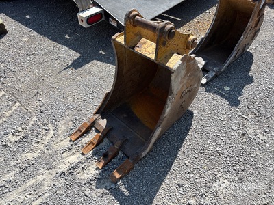 Cat 18 in Digging Baggerlöffel - Fits 305.5E2