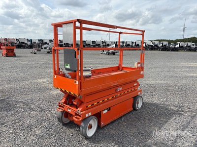 2015 Skyjack SJIII-3220 Electric Scissor Lift