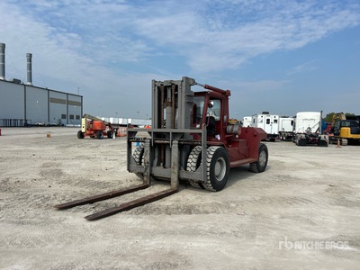 Taylor TEP300L 25575 lb Pneumatic Tire Chariot Élévateur