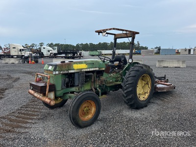 1990 John Deere 2155 2WD Trattore da giardinaggio