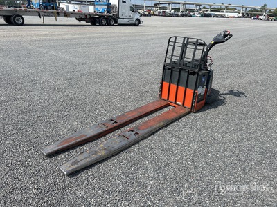 Toyota 8HBE30 6000 lb Electric Pallet Jack