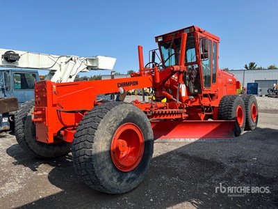 1991 Champion 780 Motor Grader (Inoperable)