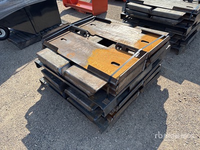 Quantity of (24) 2025 Kit Containers QT-F-BLANK Skid Steer Attachment Mounting Plate (Unused)