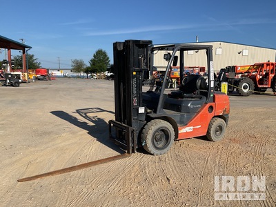 2018 Toyota 8FGU30 4900 lb Pneumatic Tire Gabelstapler